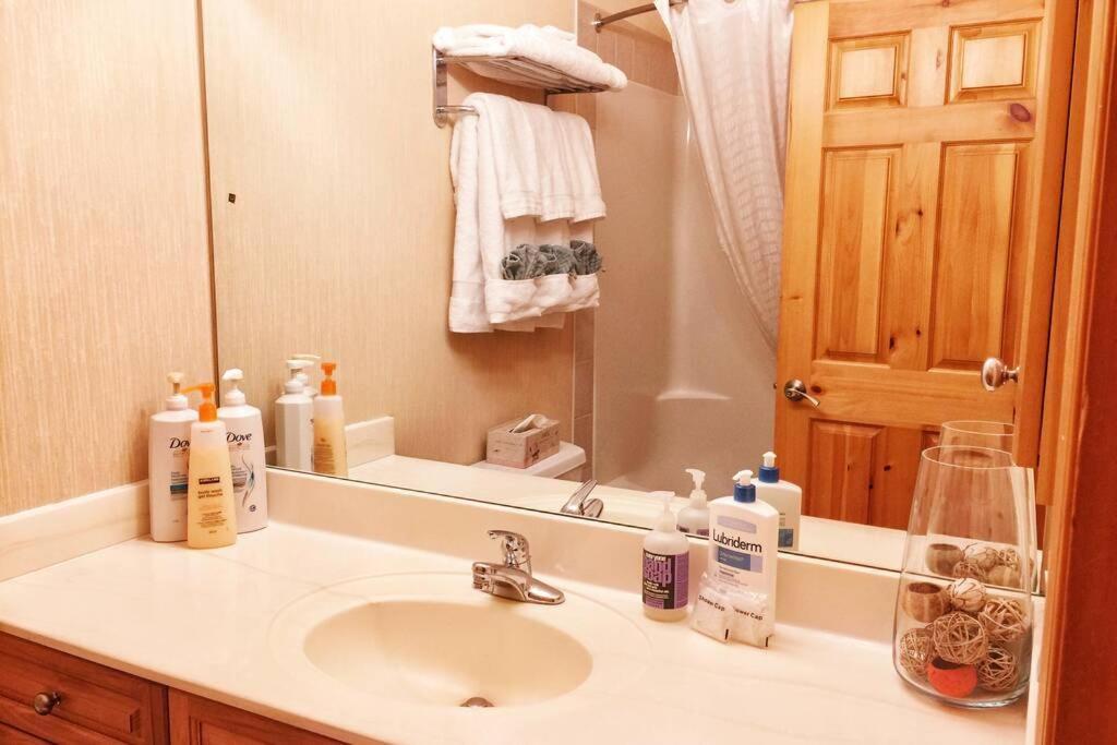 Mountainview -Privatechalet Sleep7- 5Min To Dt Vacation Home Canmore Luaran gambar